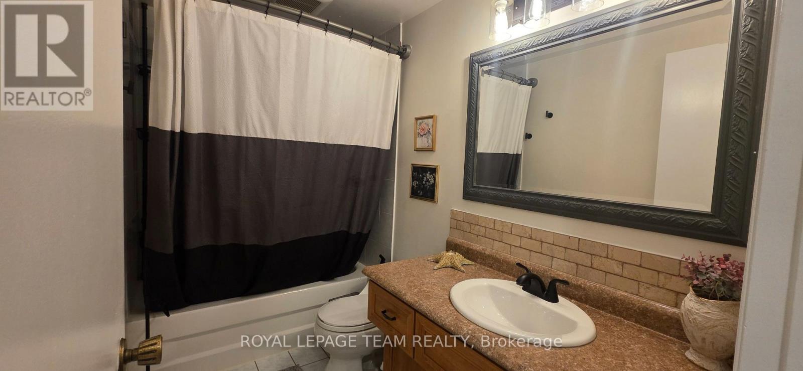 13 Ridgeburn Gate, Ottawa, Ontario  K1B 4C7 - Photo 18 - X13794810