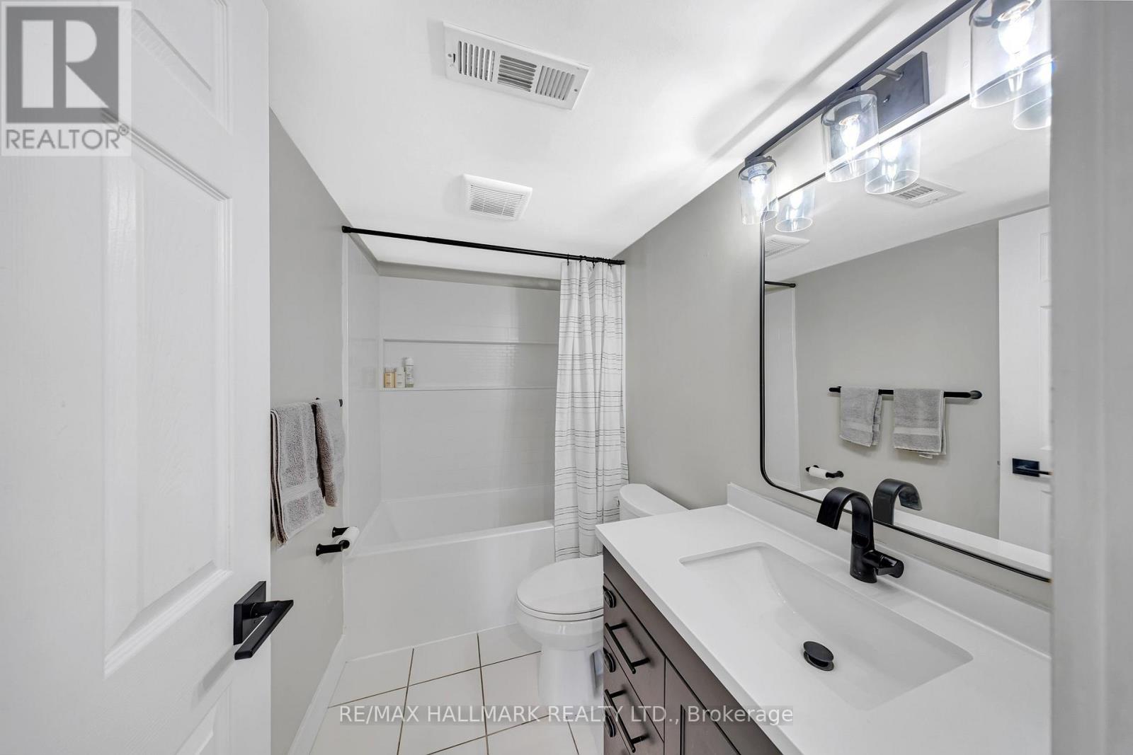 3 - 106 Petra Way, Whitby, Ontario  L1R 0A2 - Photo 12 - E13794784