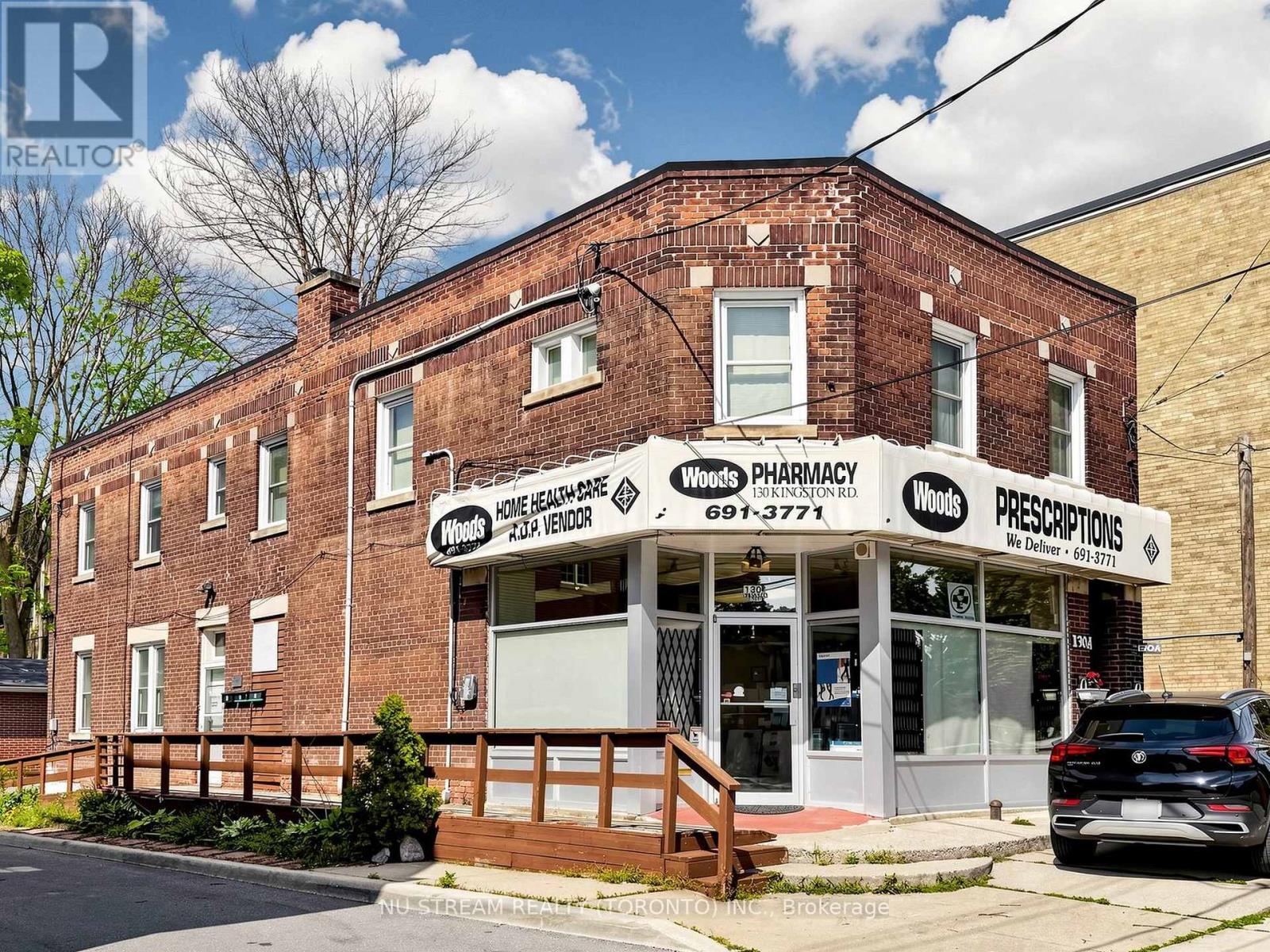 130 Kingston Road, Toronto, Ontario  M4L 1S7 - Photo 4 - E13794802
