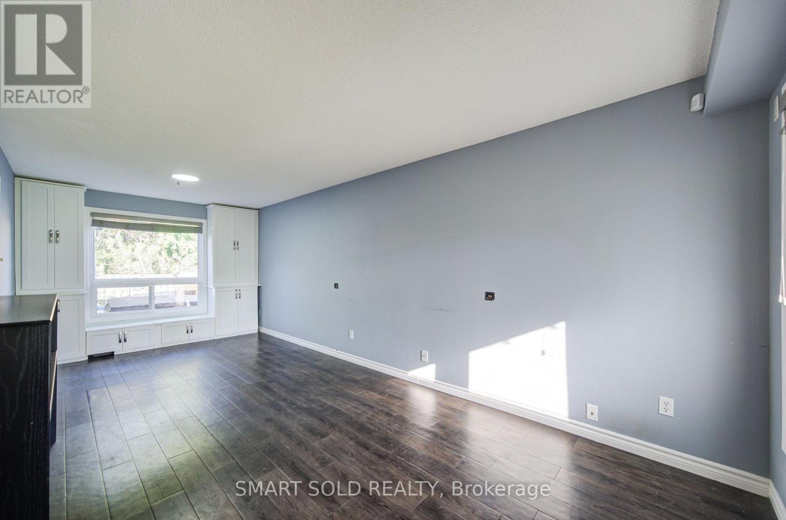 90 Moon Drive, Barrie, Ontario  L4N 7G9 - Photo 6 - S13794768