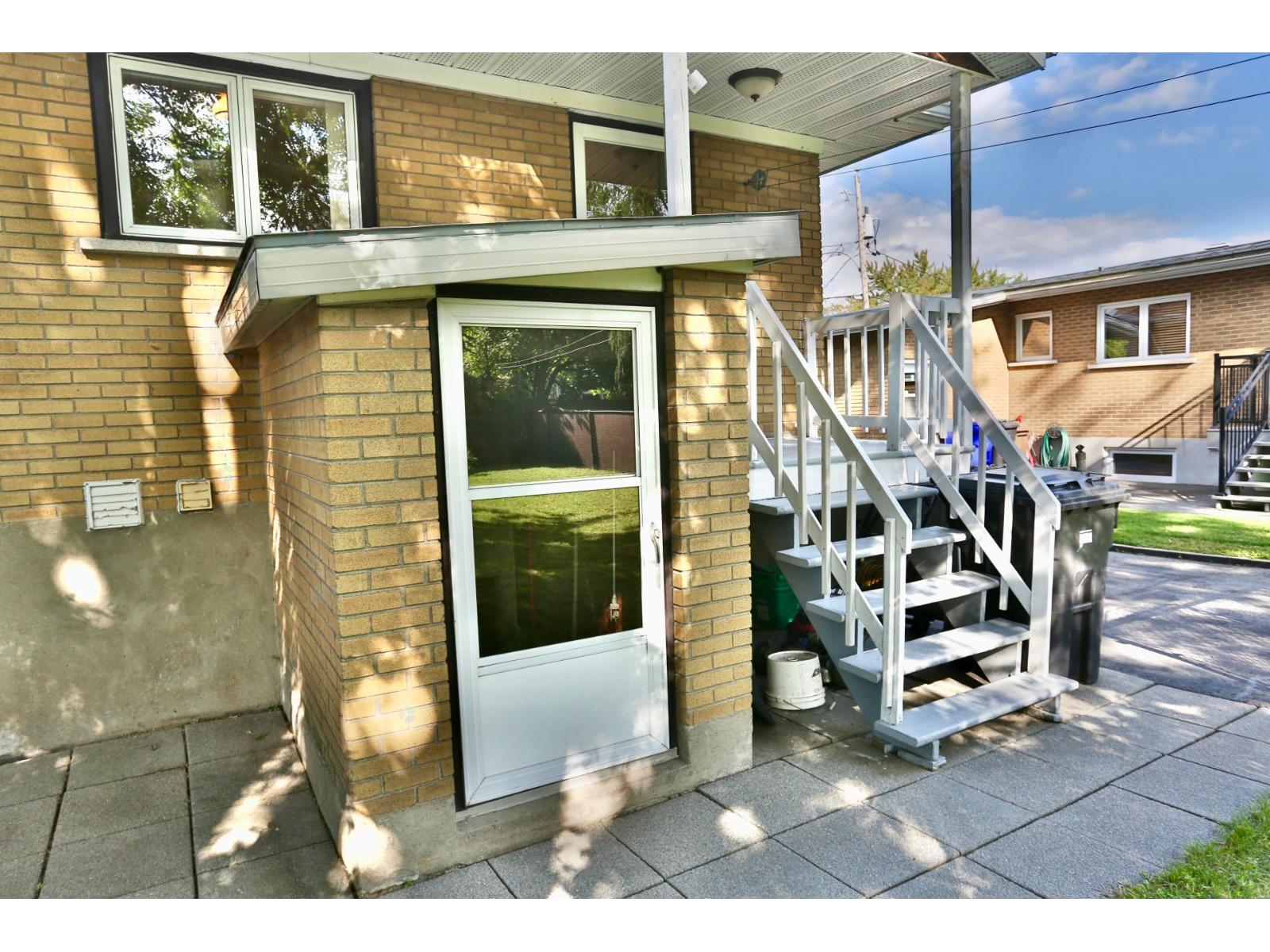 31 Rue Vincent Varennes Quebec Canada J3X1R8 5