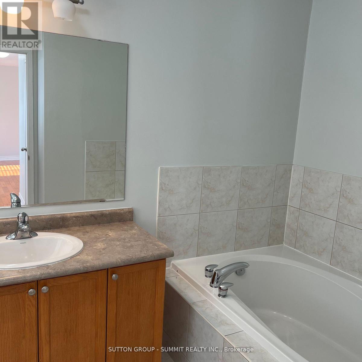 57 Trudelle Crescent, Brampton, Ontario  L7A 2Z3 - Photo 21 - W13794794