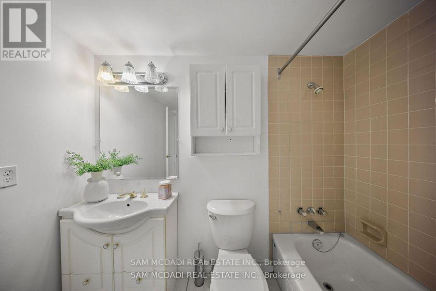 1105 - 5280 Lakeshore Road, Burlington, Ontario  L7L 5R1 - Photo 26 - W13794806