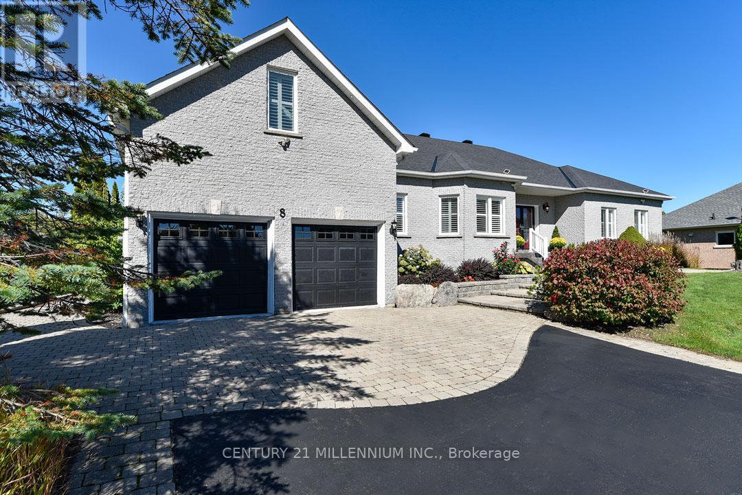 8 Castlewood Court, Caledon, Ontario  L7K 0C1 - Photo 3 - W13212734