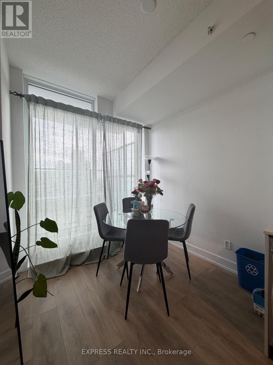 501 - 128 Fairview Mall Drive, Toronto, Ontario  M2J 0E8 - Photo 5 - C13792572