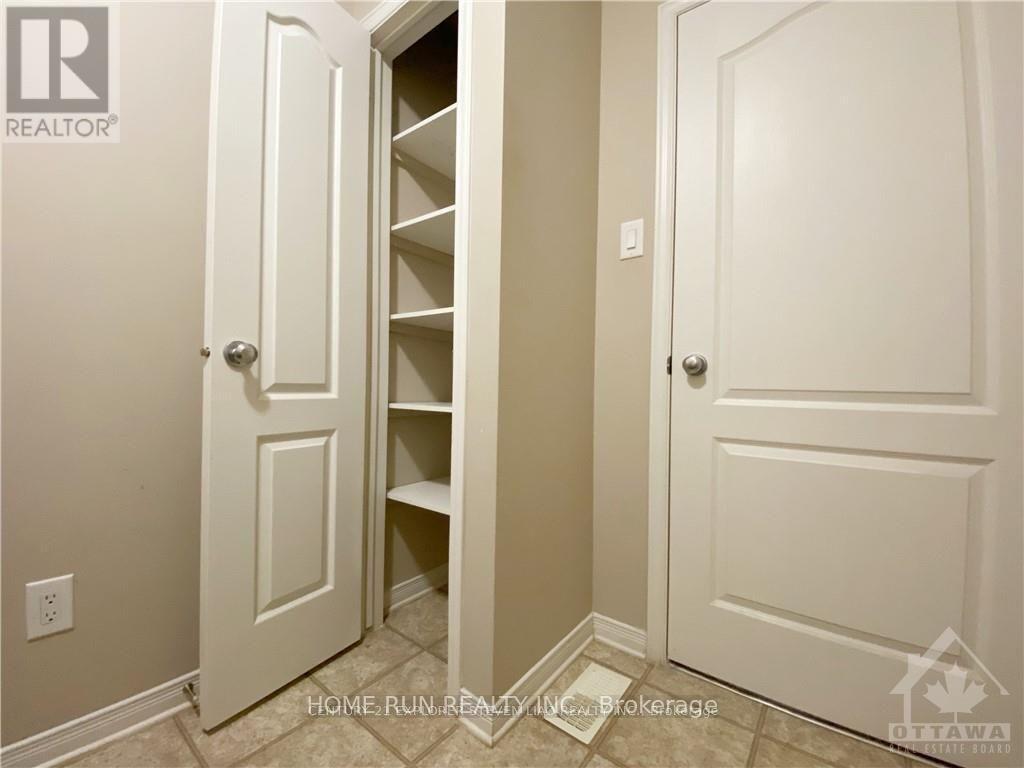 714 Nakina Way, Ottawa, Ontario  K1V 2H9 - Photo 19 - X13794828