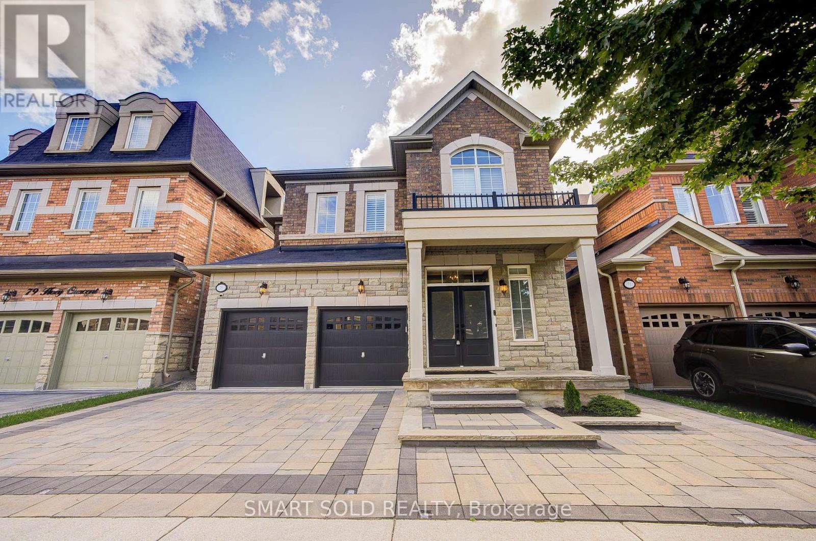 75 HOEY CRESCENT, Oakville, Ontario