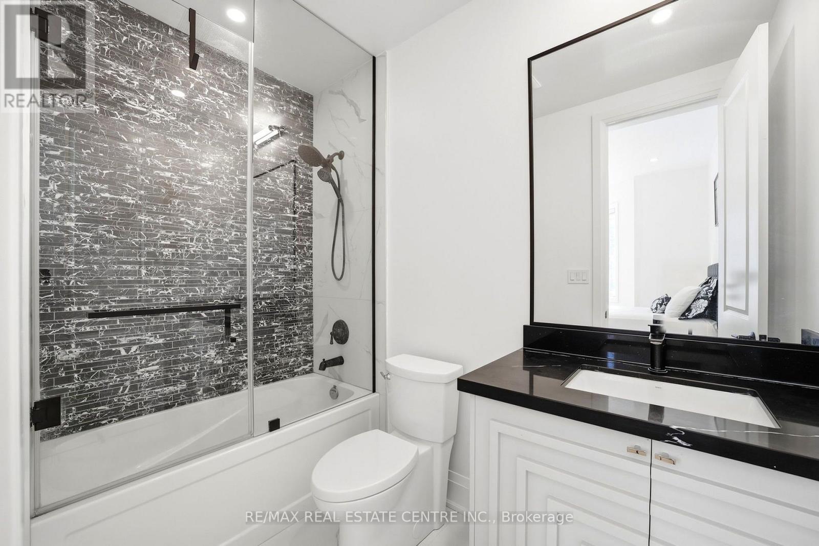 91 Troiless Street, Caledon, Ontario  L7K 1C1 - Photo 19 - W13790244