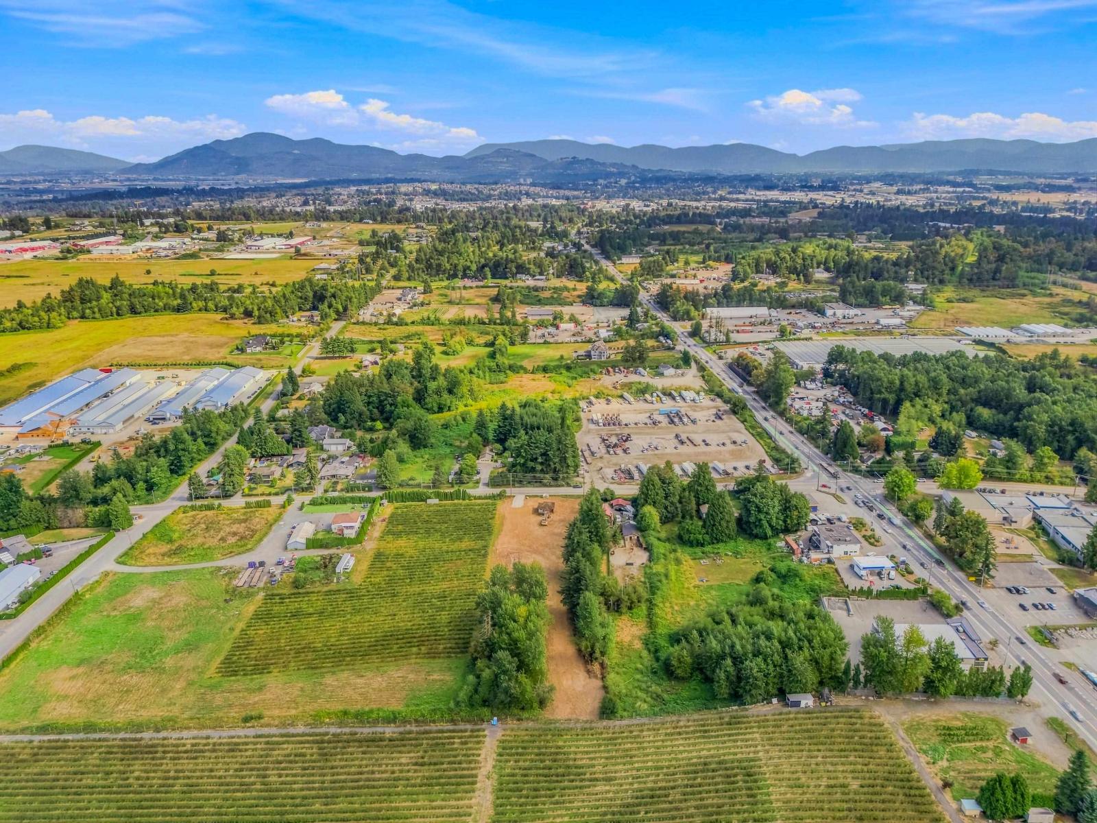 3097 Bradner Road, Abbotsford, British Columbia  V4X 1L3 - Photo 12 - C8082077