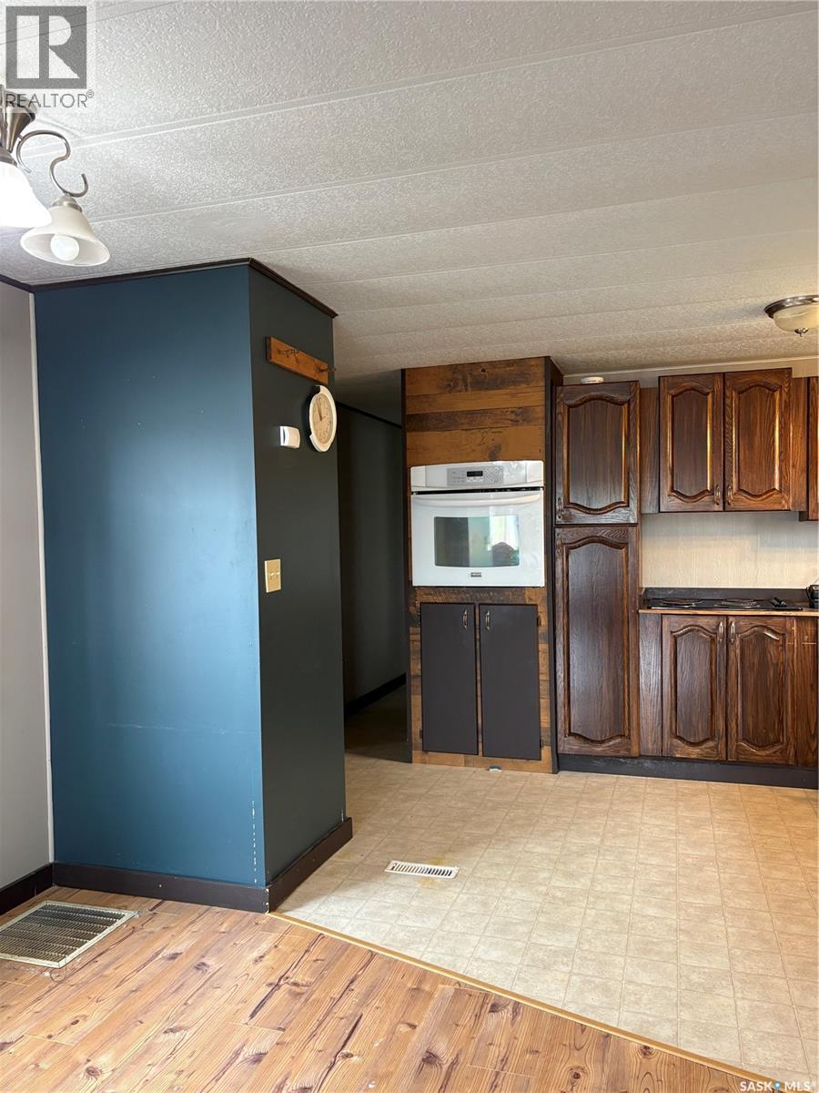 205 Sundby Crescent, Big River, Saskatchewan  S0J 0E0 - Photo 7 - SK048341