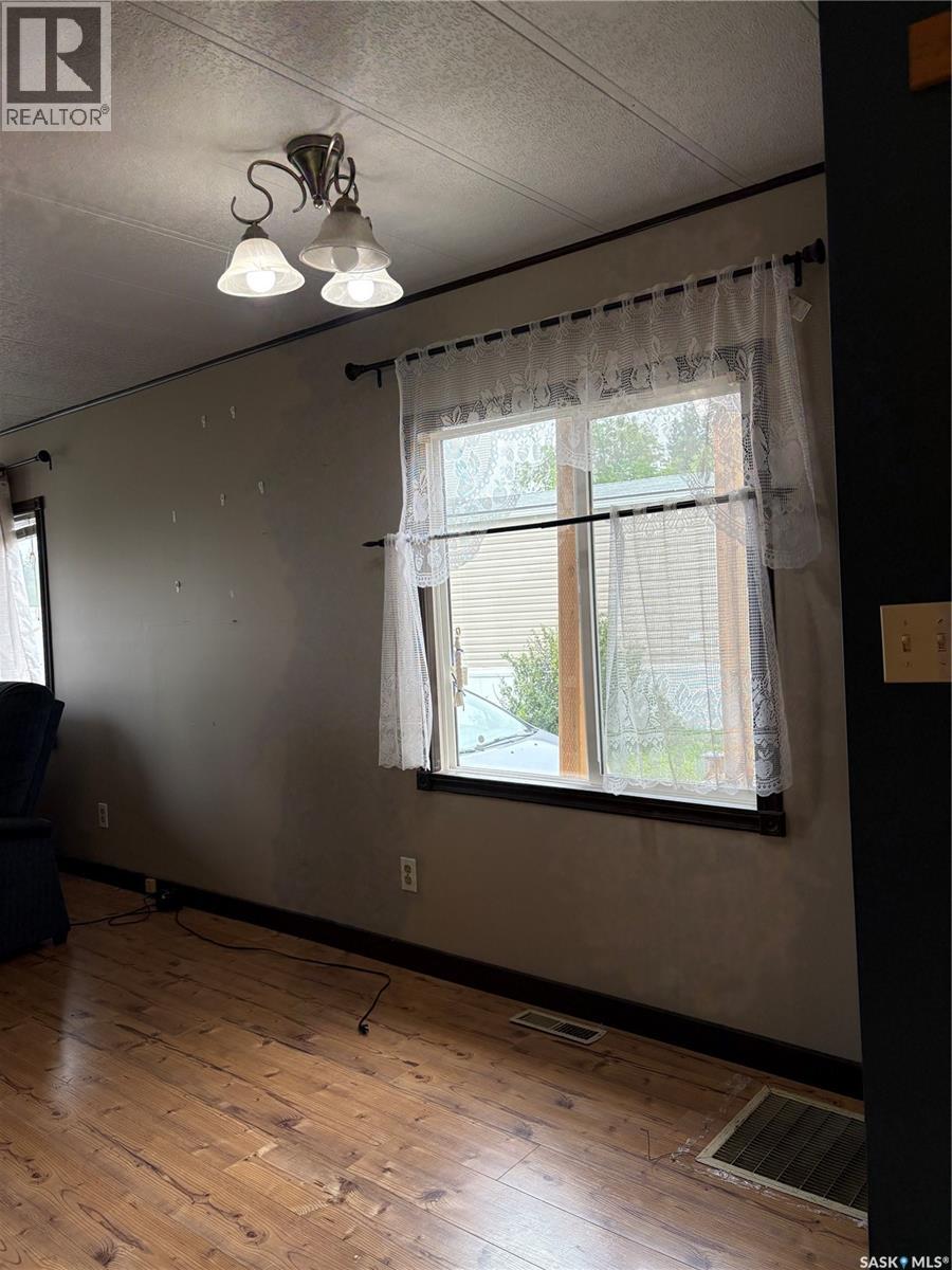205 Sundby Crescent, Big River, Saskatchewan  S0J 0E0 - Photo 8 - SK048341