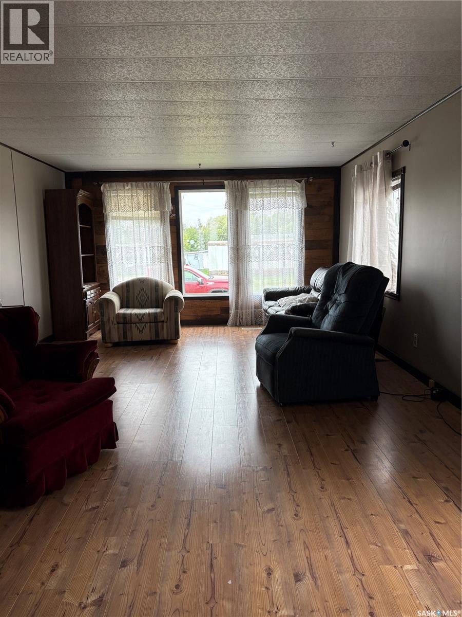 205 Sundby Crescent, Big River, Saskatchewan  S0J 0E0 - Photo 9 - SK048341