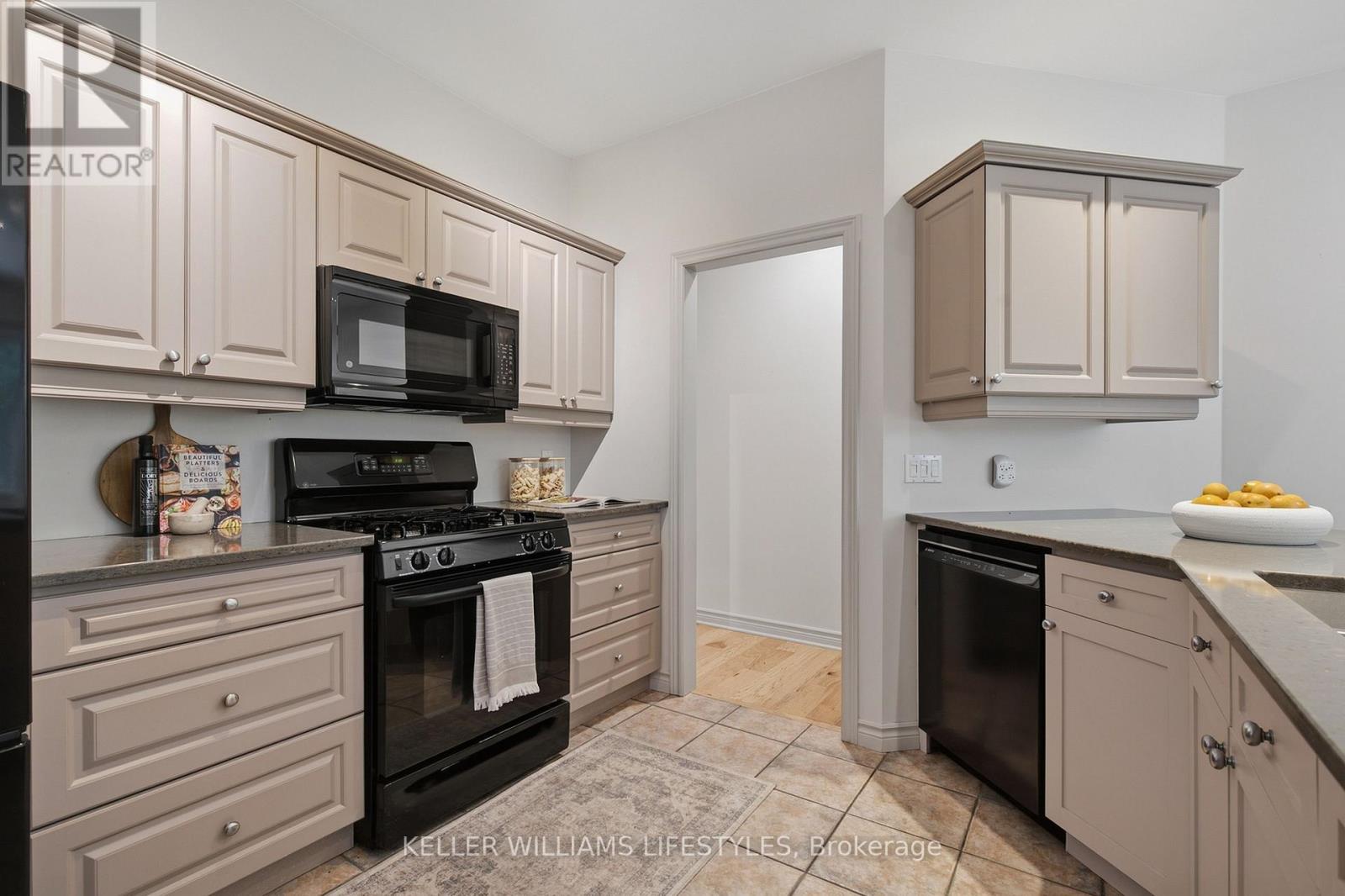 61 - 1040 Riverside Drive, London North, Ontario  N6H 5N4 - Photo 22 - X13794926