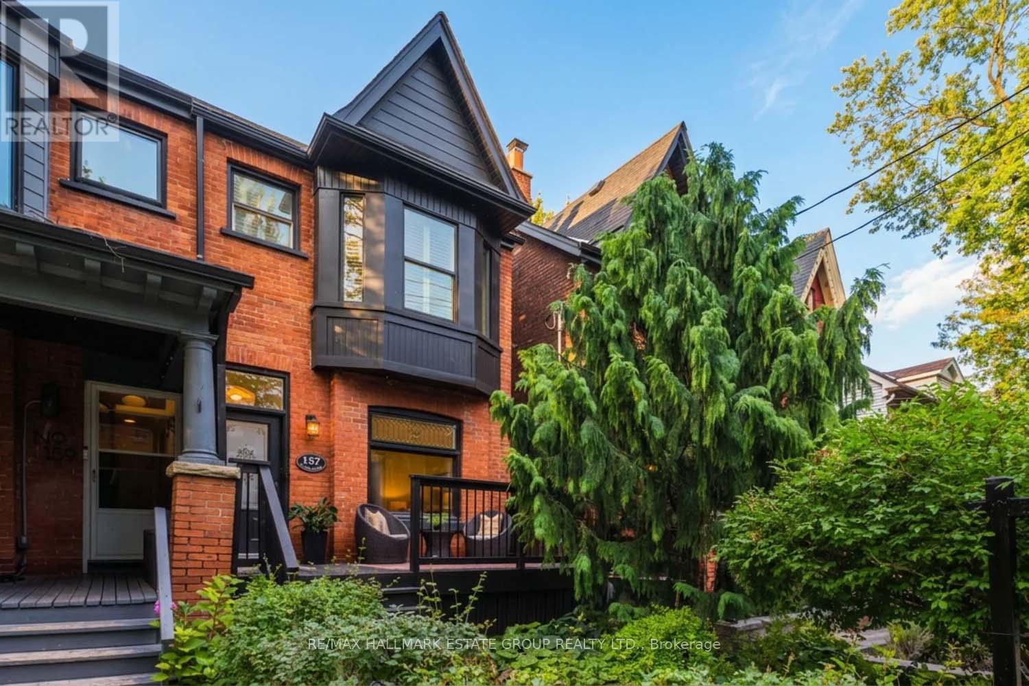 157 HEWARD AVENUE, Toronto, Ontario