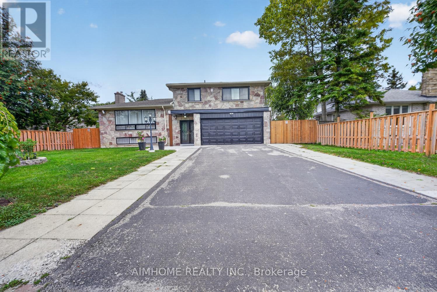 166 Guildwood Parkway, Toronto, Ontario  M1E 1P4 - Photo 2 - E13794938