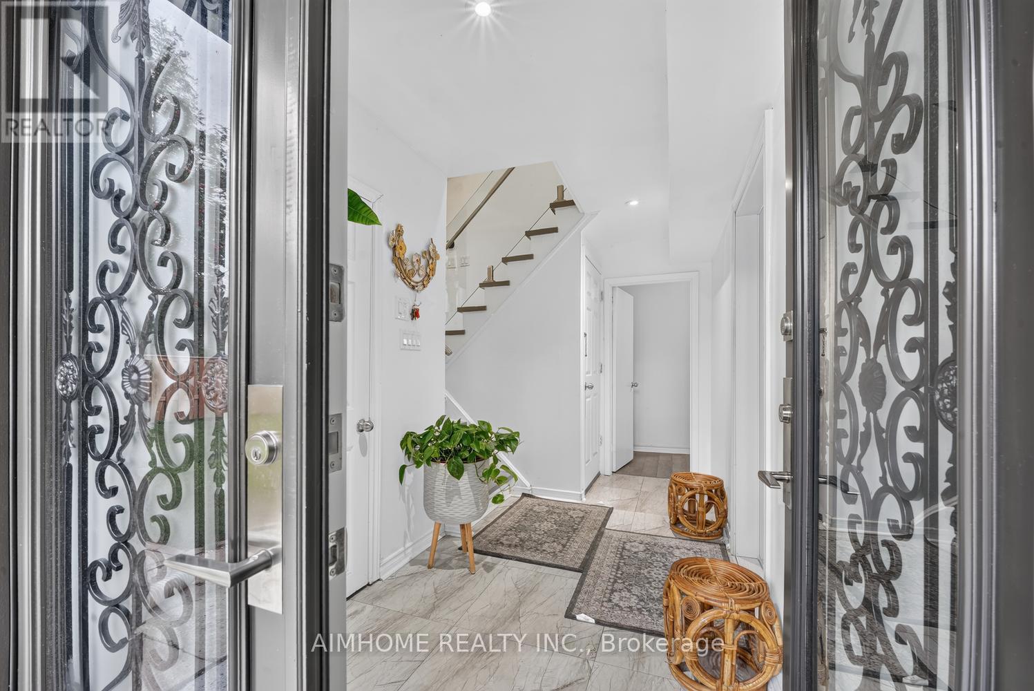 166 Guildwood Parkway, Toronto, Ontario  M1E 1P4 - Photo 6 - E13794938