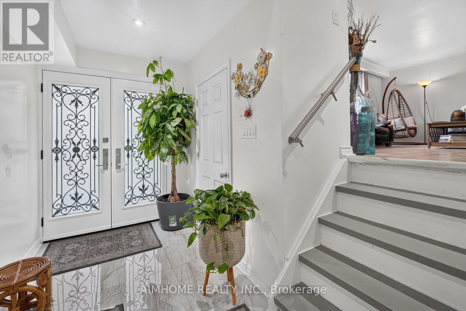 166 Guildwood Parkway, Toronto, Ontario  M1E 1P4 - Photo 8 - E13794938