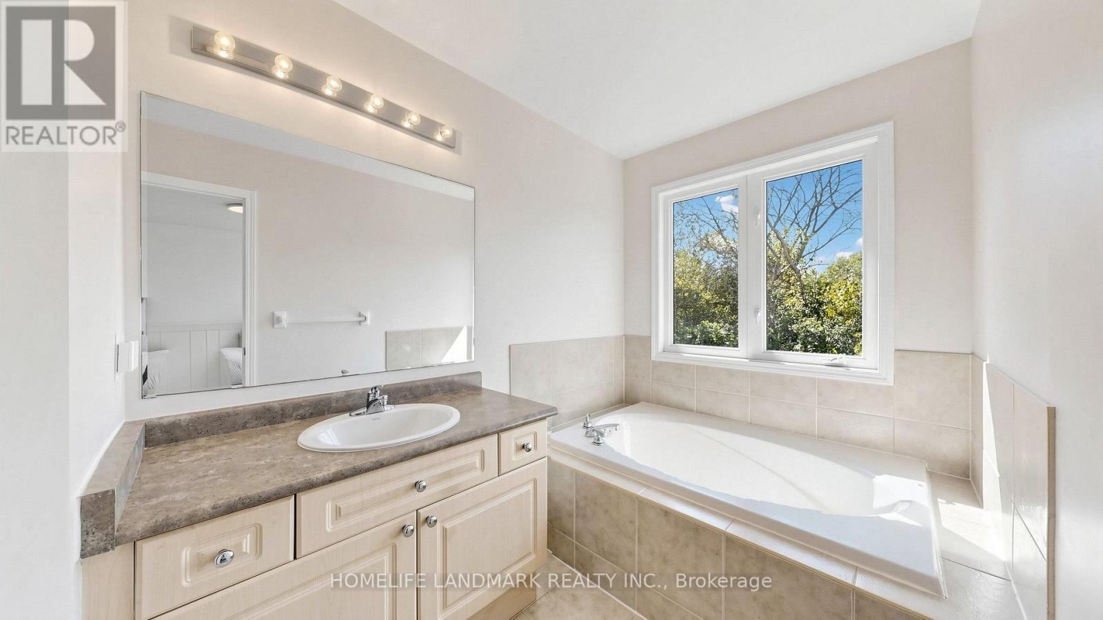 157 Dougherty Crescent, Whitchurch-Stouffville, Ontario  L4A 0A5 - Photo 16 - N13794912