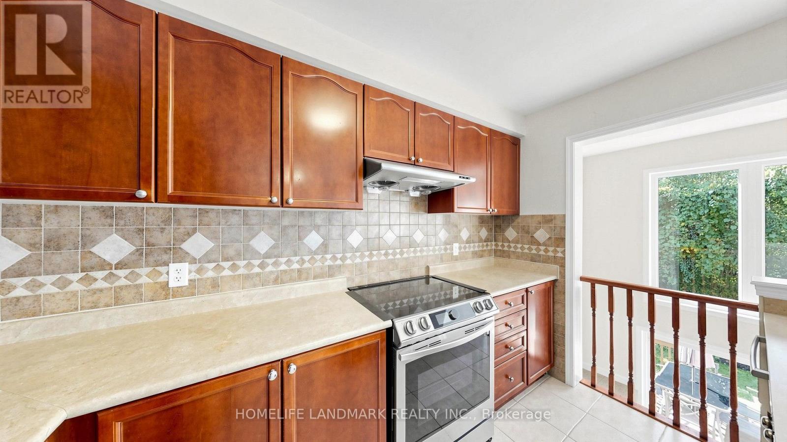 157 Dougherty Crescent, Whitchurch-Stouffville, Ontario  L4A 0A5 - Photo 9 - N13794912