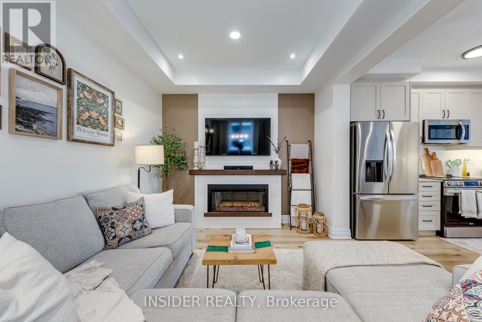 1915 Thames Circle, Milton, Ontario  L9E 1Y9 - Photo 8 - W13794928