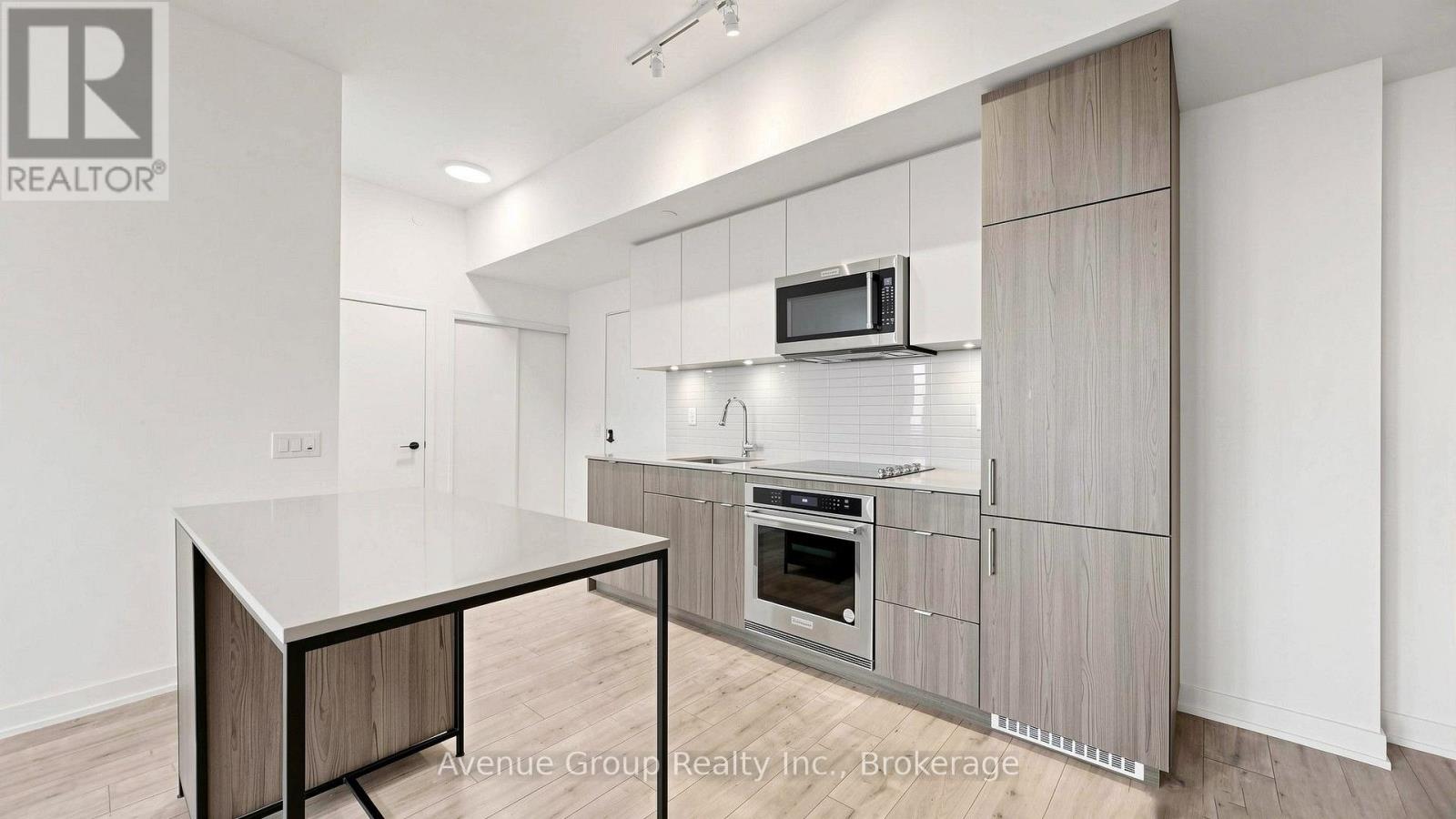 507 - 220 Missinnihe Way, Mississauga, Ontario  L5H 0A9 - Photo 10 - W13794942