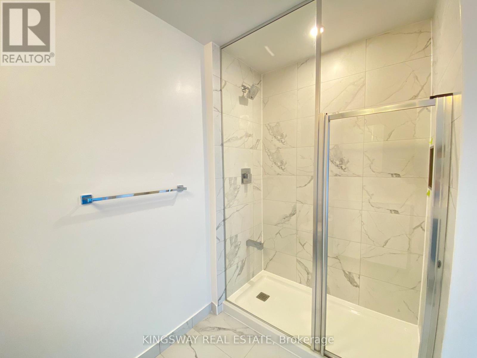 3203 - 4065 Confederation Parkway, Mississauga, Ontario  L5B 0L4 - Photo 19 - W13794948
