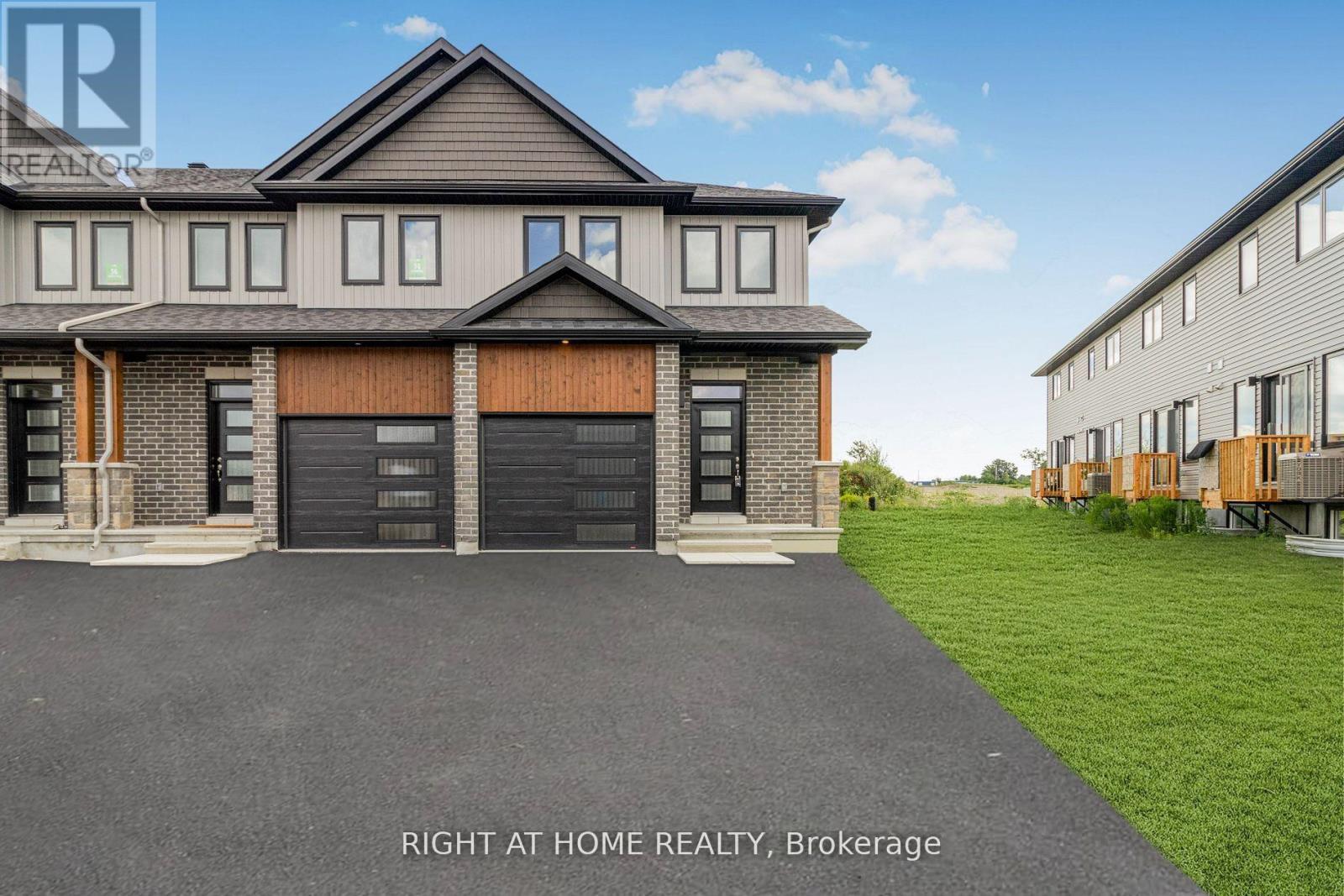 60 GRIFFITH WAY, Carleton Place, Ontario