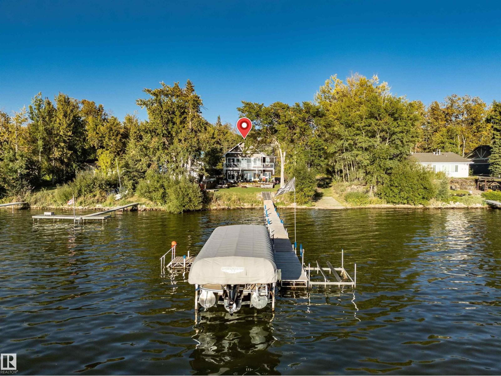 66 Beach AV photo 70