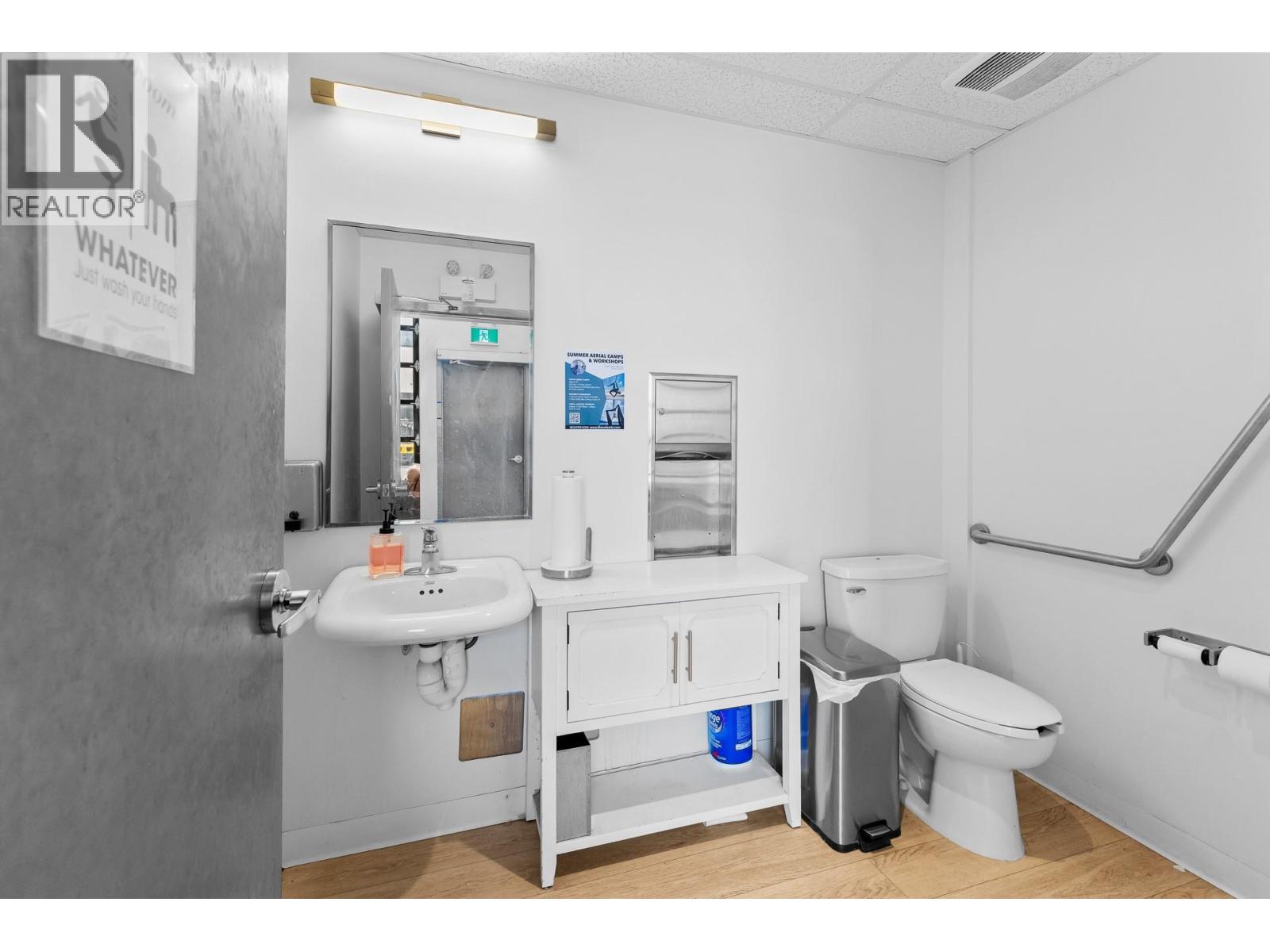 1625 Dilworth Drive Unit# 208 Kelowna Photo 9 1625 Dilworth Drive Unit# 208 Kelowna Photo 9