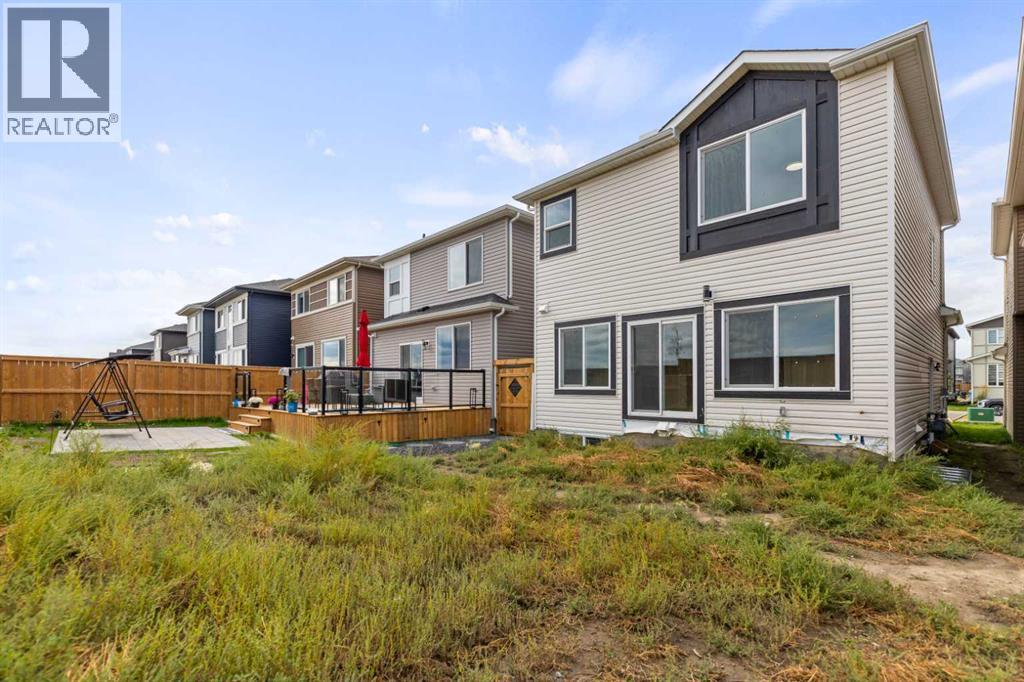 621 Corner Meadows Way NE, Calgary, Alberta  T3N 2C5 - Photo 4 - A2345135