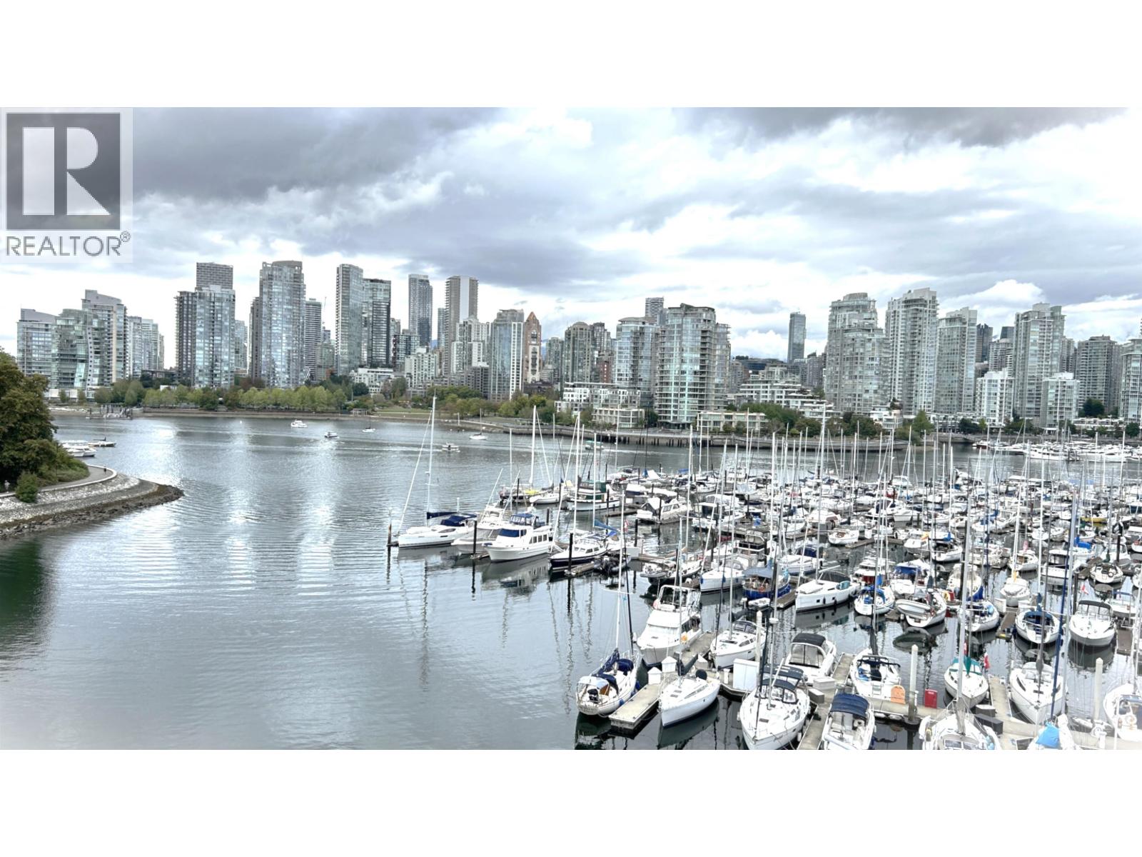 315 674 Leg In Boot Square, Vancouver, British Columbia  V5Z 4B4 - Photo 5 - R3113010