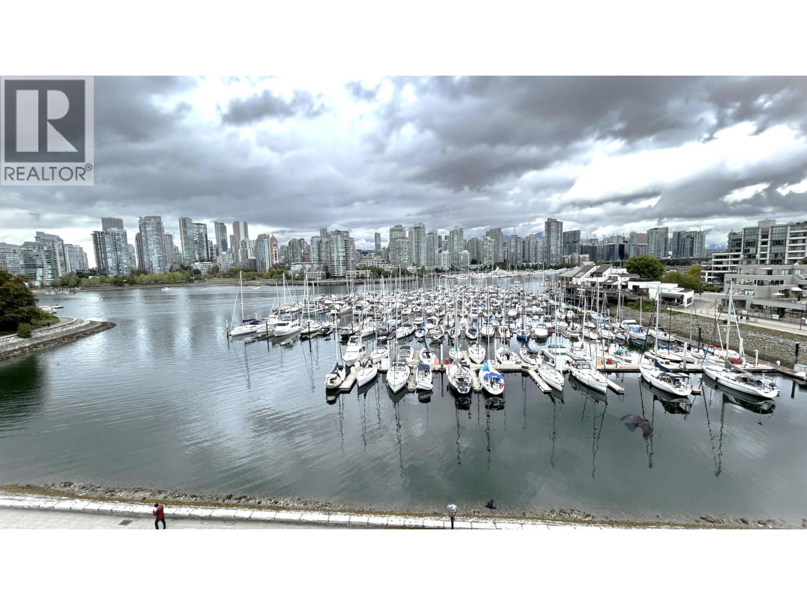 315 674 Leg In Boot Square, Vancouver, British Columbia  V5Z 4B4 - Photo 4 - R3113010