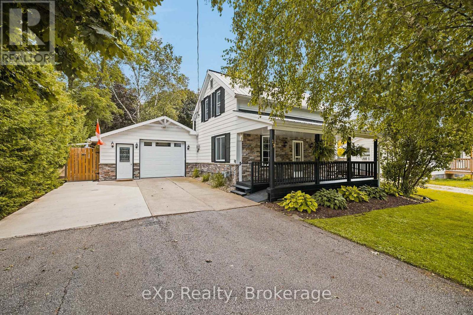 27 Ellen Street, Grey Highlands, Ontario  N0C 1E0 - Photo 2 - X13795002