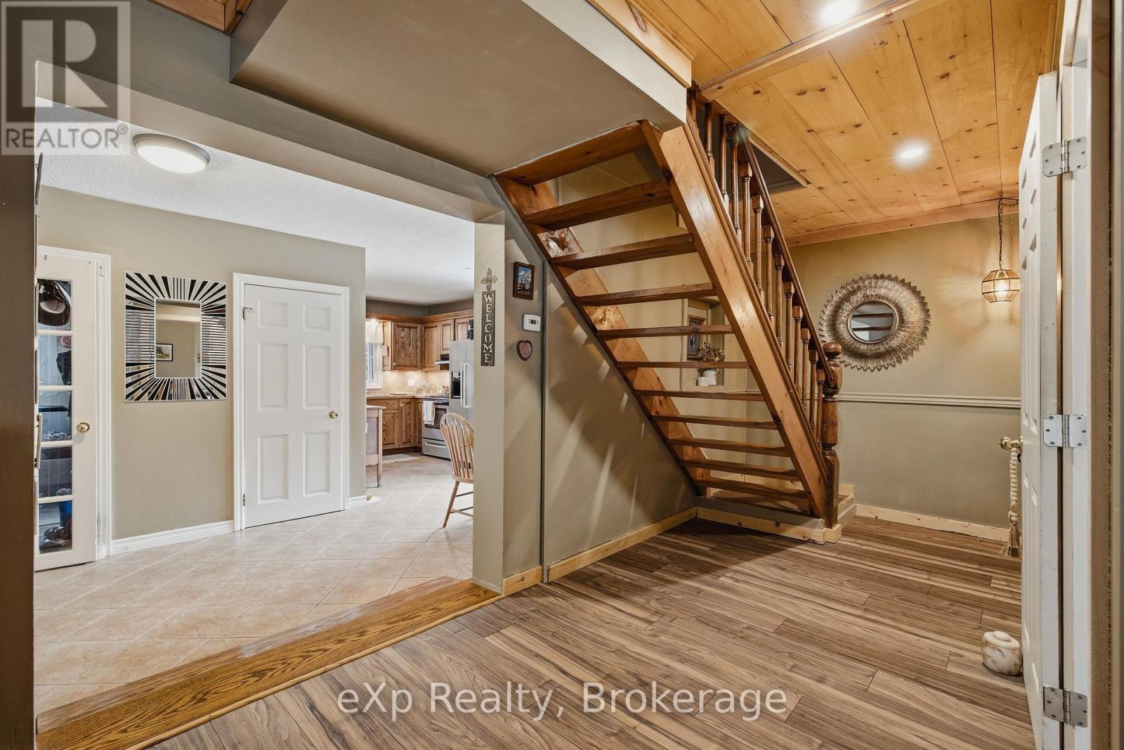 27 Ellen Street, Grey Highlands, Ontario  N0C 1E0 - Photo 5 - X13795002