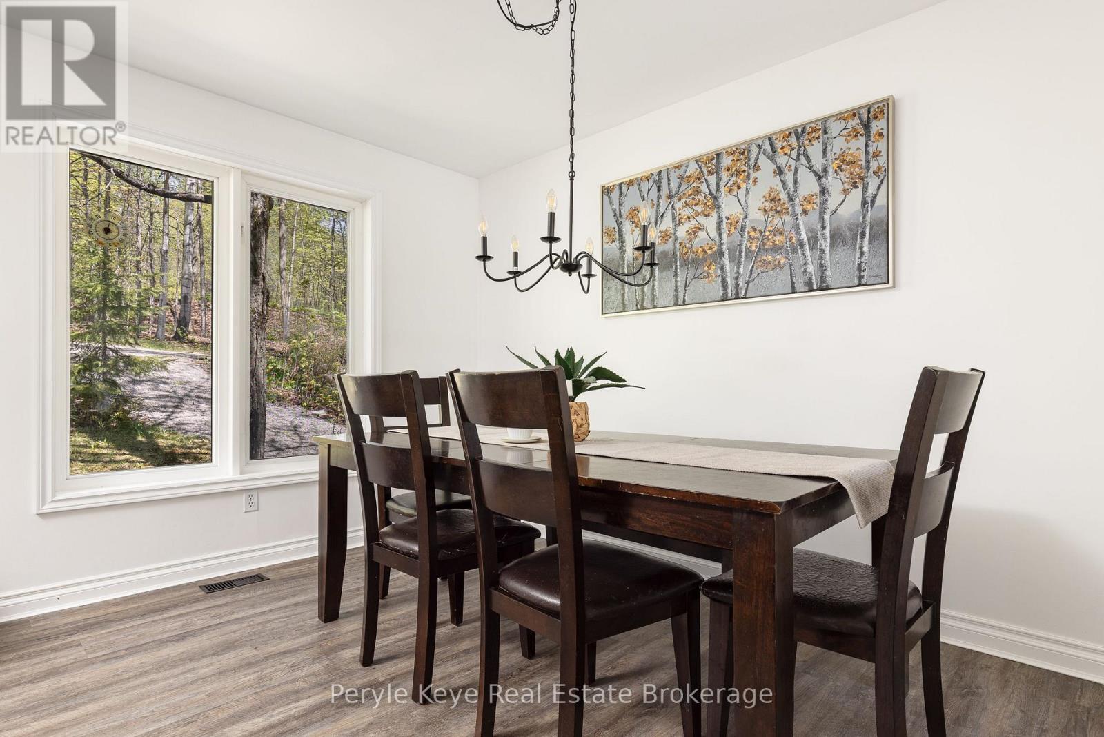 1042 Hillside Crescent, Lake Of Bays, Ontario  P1H 2J6 - Photo 14 - X13795024