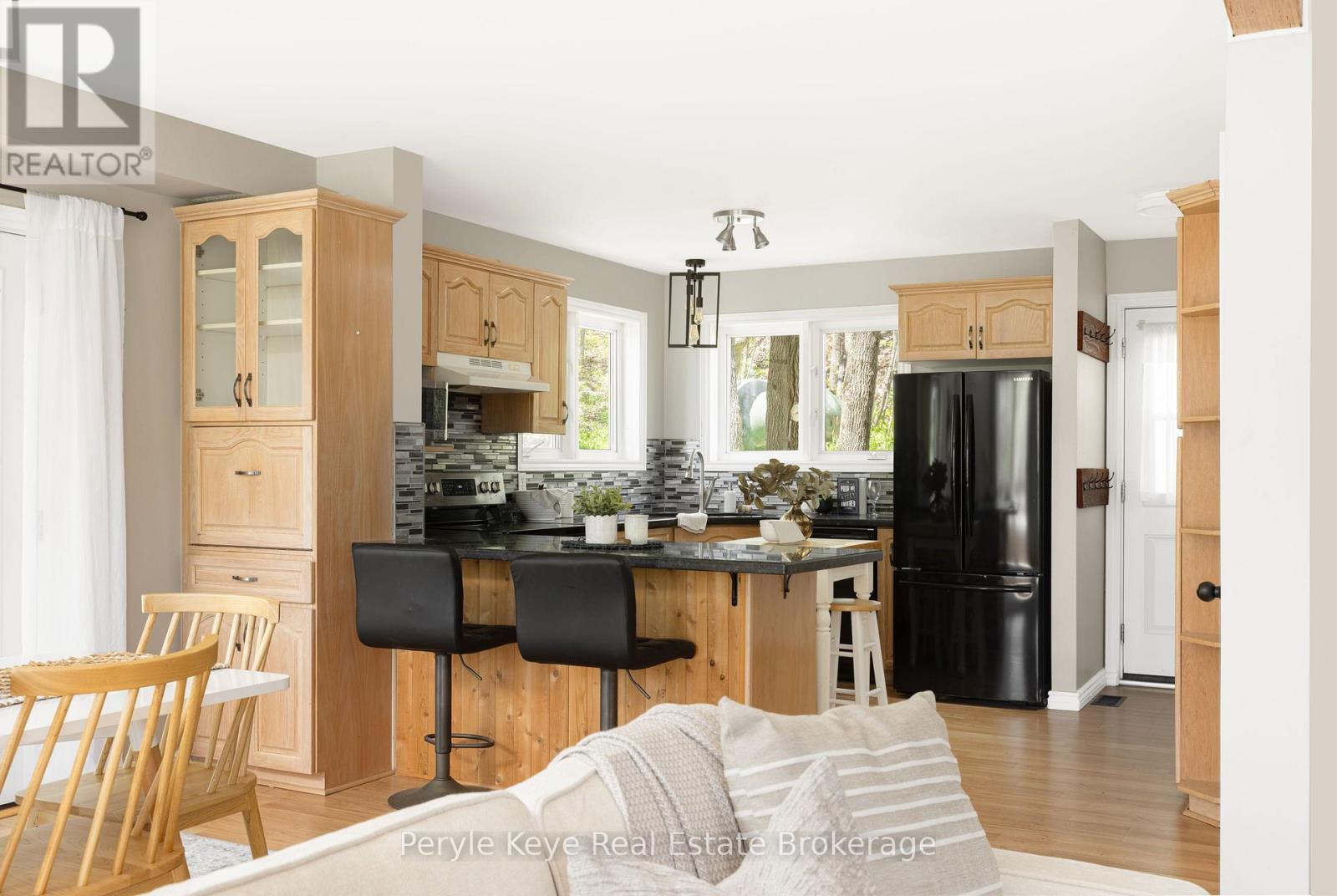 1042 Hillside Crescent, Lake Of Bays, Ontario  P1H 2J6 - Photo 35 - X13795024