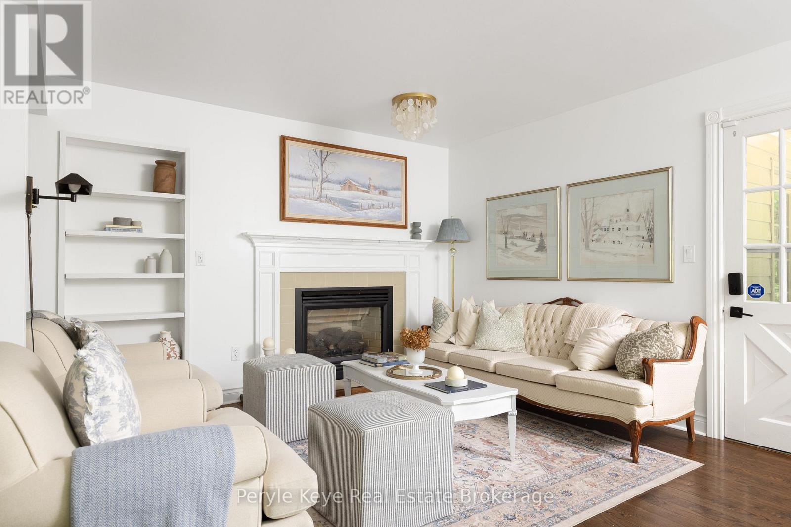 74 Woodland Drive, Bracebridge, Ontario  P1L 1M2 - Photo 2 - X13795026