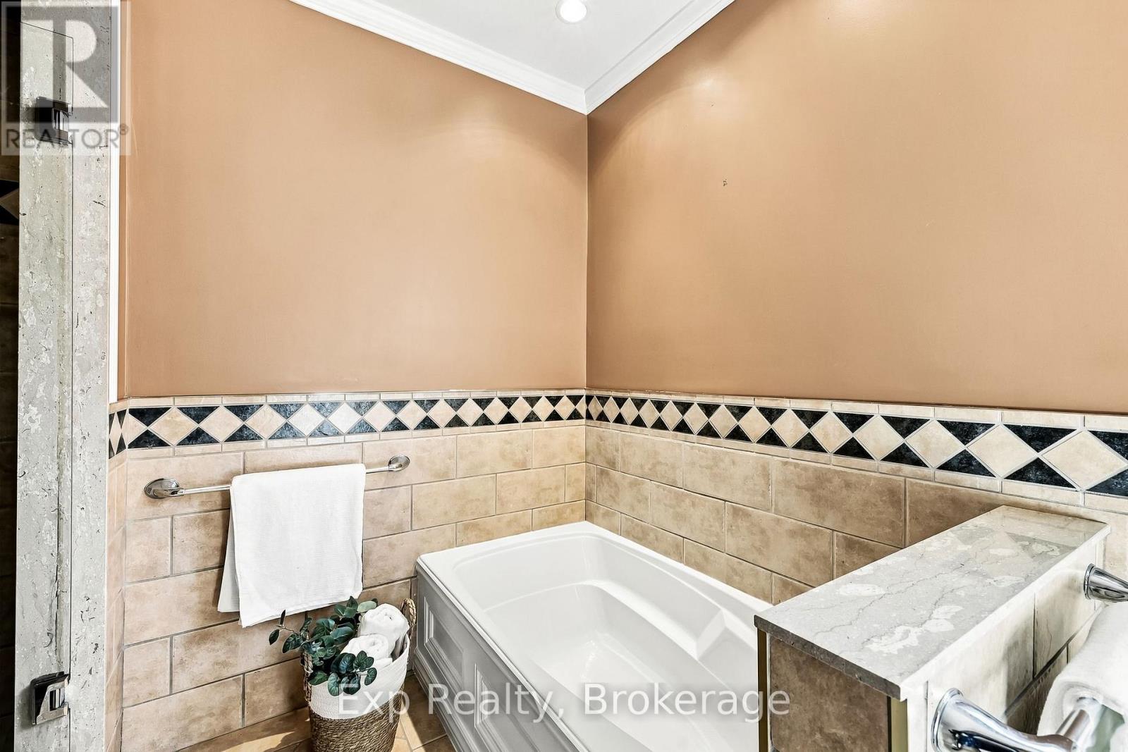 717 Westwood Drive, Cobourg, Ontario K9A 4N3 - Photo 36 - X13795054