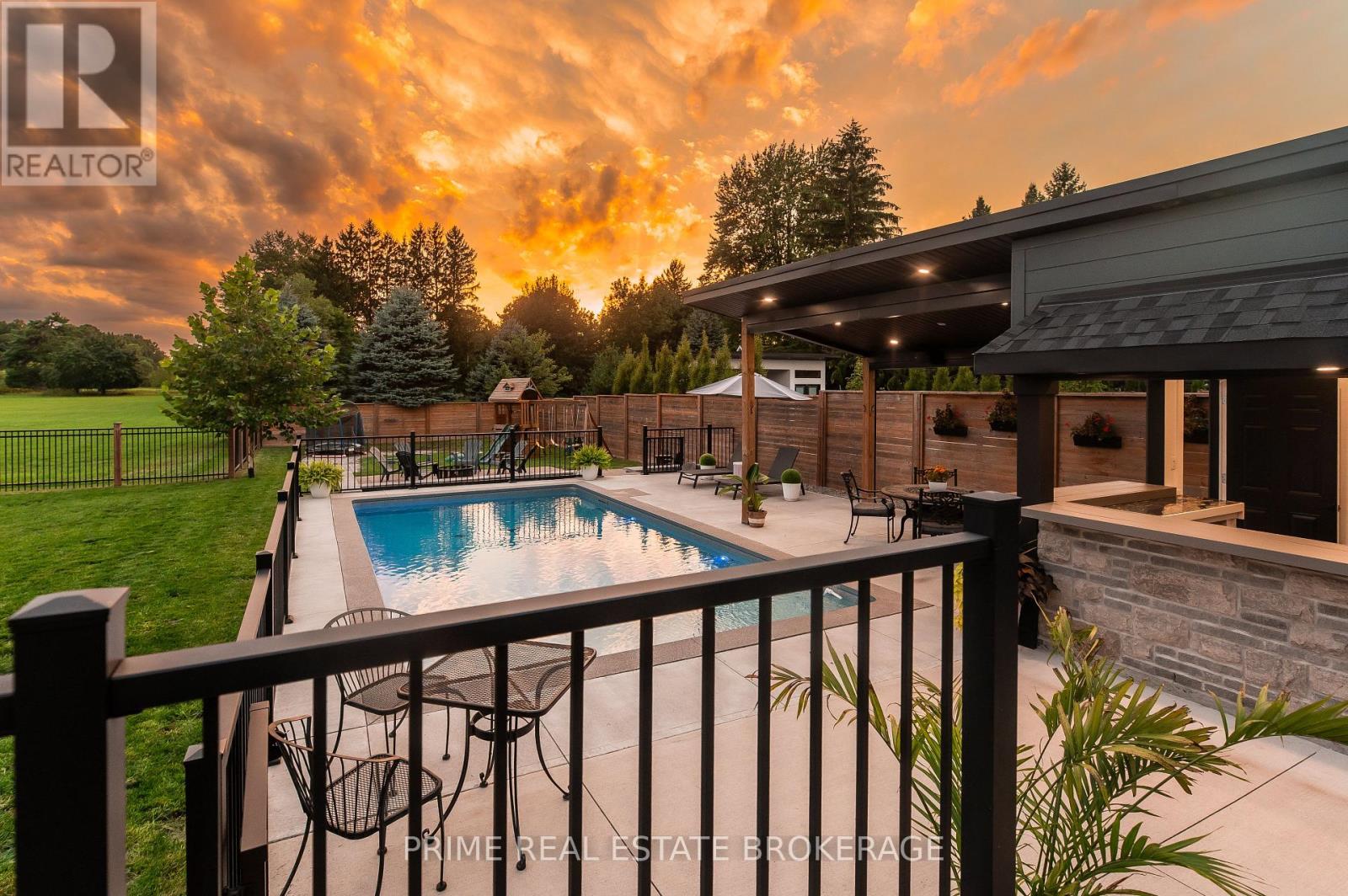 205 Martin Road, Middlesex Centre, Ontario  N0L 1E0 - Photo 3 - X13795122
