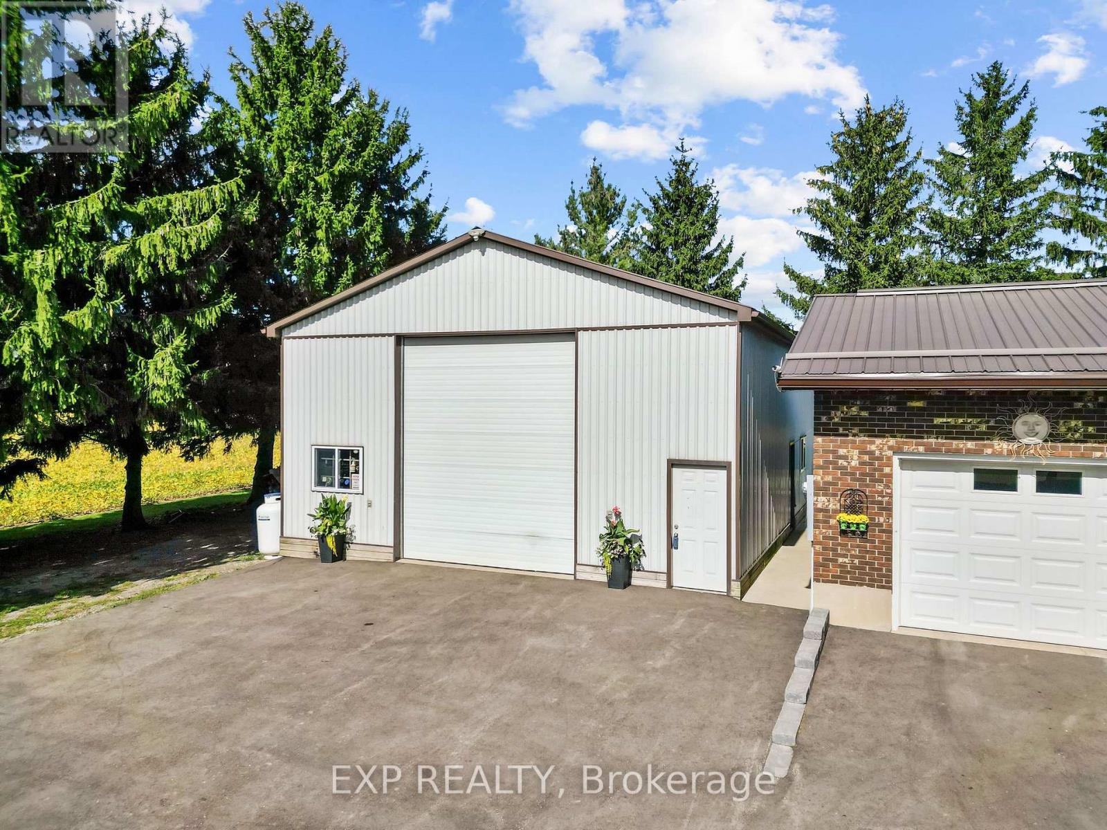25574 Nairn Road, Middlesex Centre, Ontario  N0M 1P0 - Photo 2 - X13795132