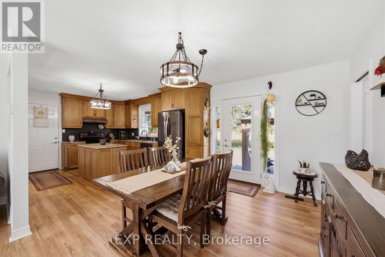 25574 Nairn Road, Middlesex Centre, Ontario  N0M 1P0 - Photo 6 - X13795132