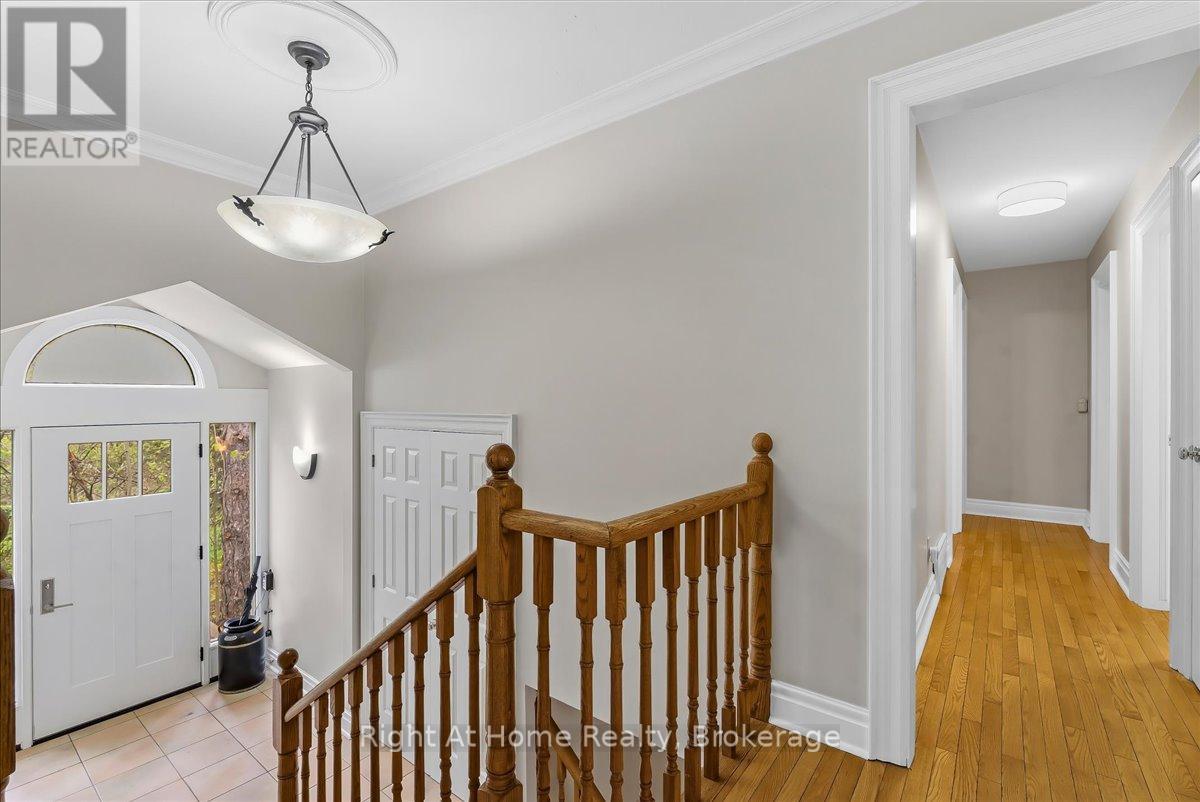 1252 Britannia Road, Burlington, Ontario  L7P 0G1 - Photo 11 - W13795134