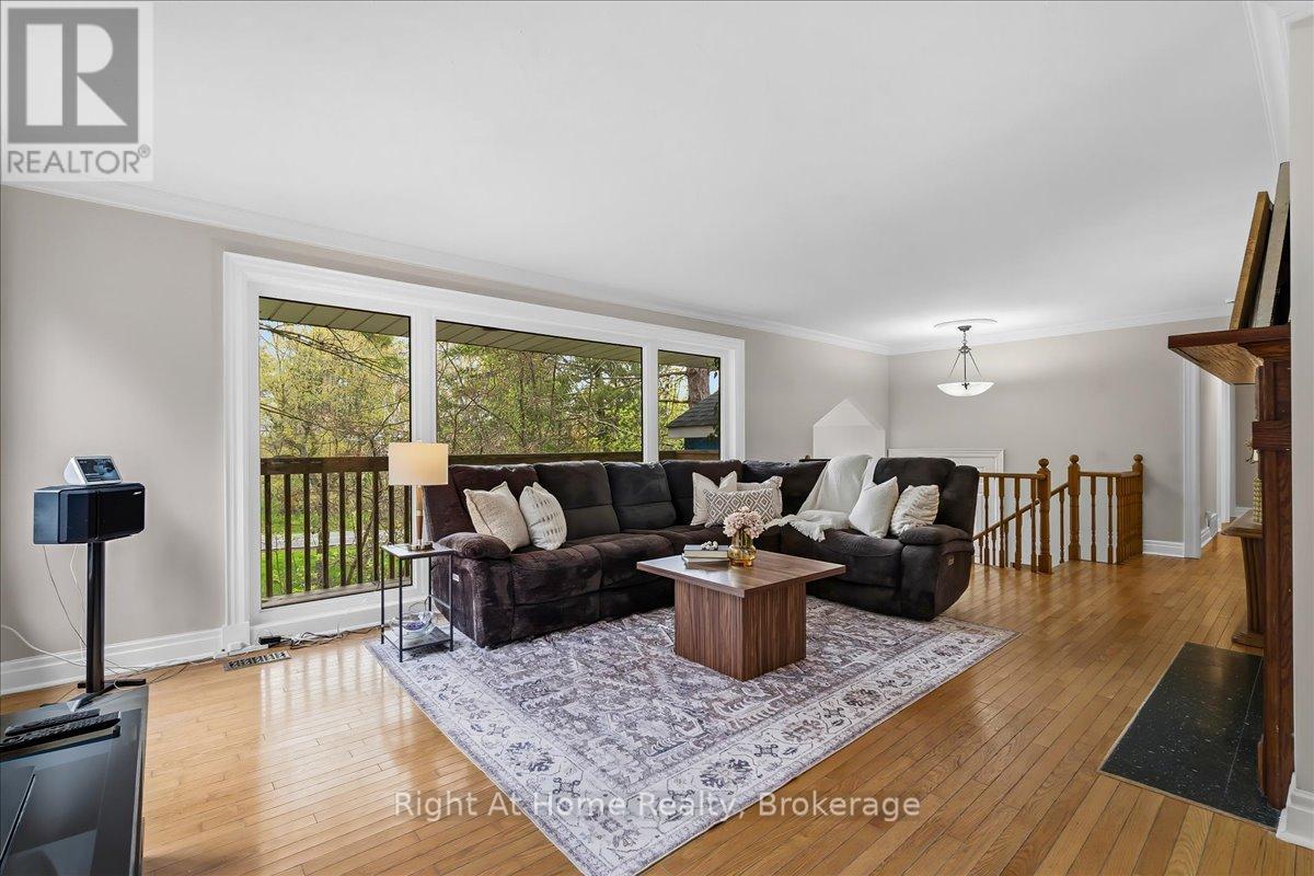 1252 Britannia Road, Burlington, Ontario  L7P 0G1 - Photo 15 - W13795134