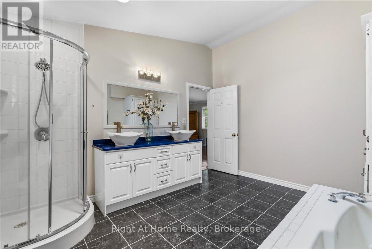 1252 Britannia Road, Burlington, Ontario  L7P 0G1 - Photo 26 - W13795134