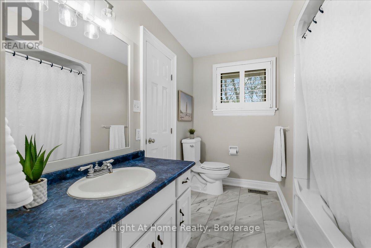 1252 Britannia Road, Burlington, Ontario  L7P 0G1 - Photo 33 - W13795134