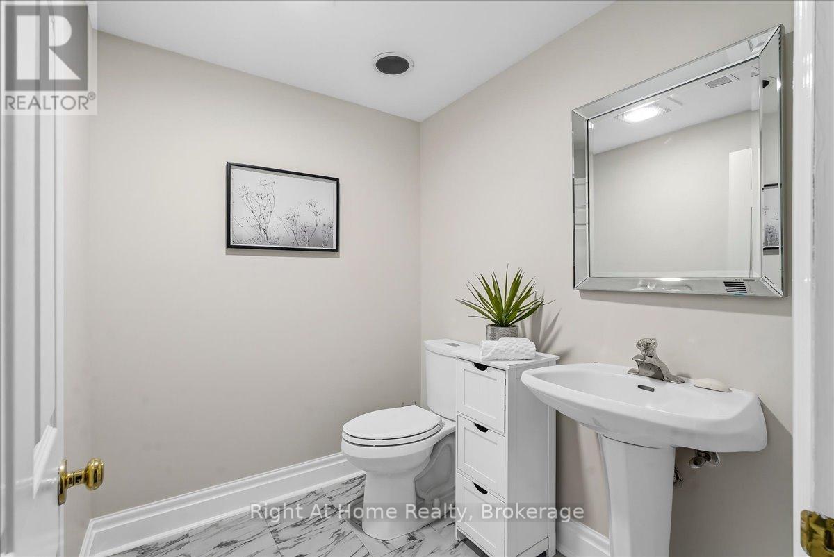 1252 Britannia Road, Burlington, Ontario  L7P 0G1 - Photo 37 - W13795134
