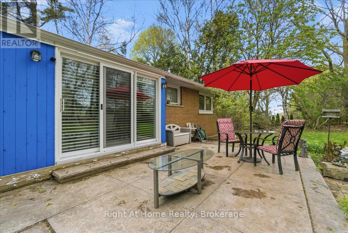 1252 Britannia Road, Burlington, Ontario  L7P 0G1 - Photo 39 - W13795134
