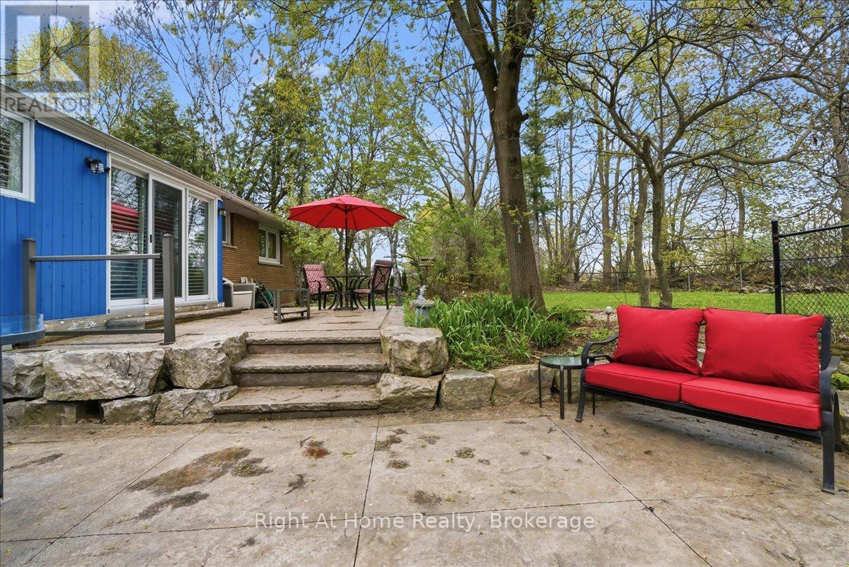 1252 Britannia Road, Burlington, Ontario  L7P 0G1 - Photo 40 - W13795134