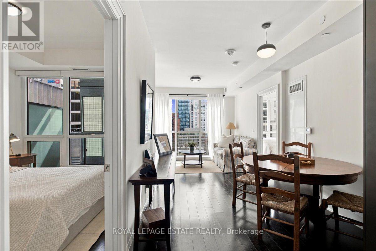 1201 - 88 Cumberland Street, Toronto, Ontario  M5R 0C8 - Photo 10 - C13795062