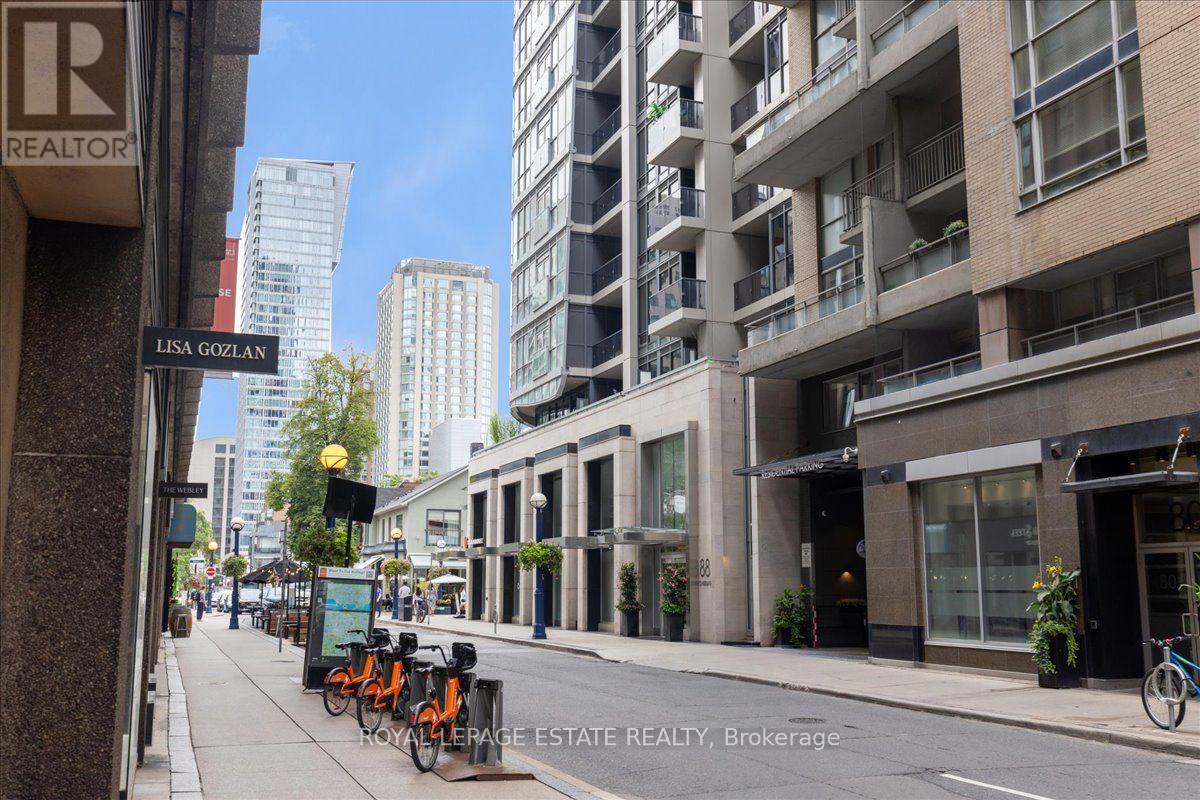 1201 - 88 Cumberland Street, Toronto, Ontario  M5R 0C8 - Photo 34 - C13795062